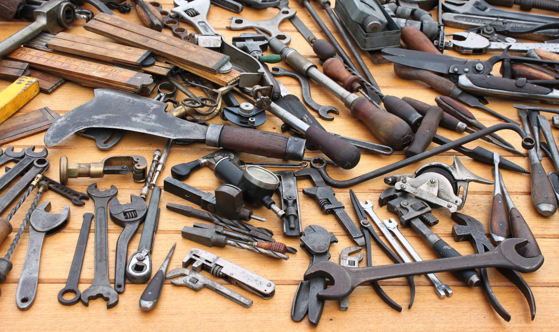 Property Descriptors in JavaScript